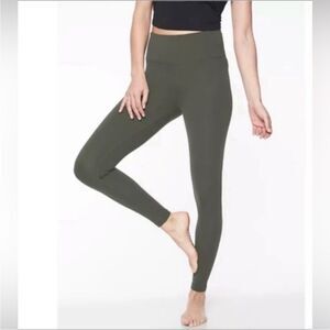 Athleta Hunter Green Elation 7/8 Leggings L